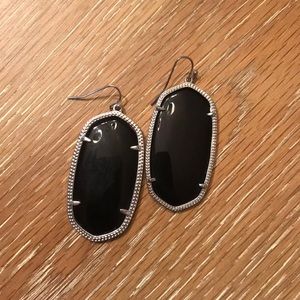 Kendra Scott Danielle Drop earrings